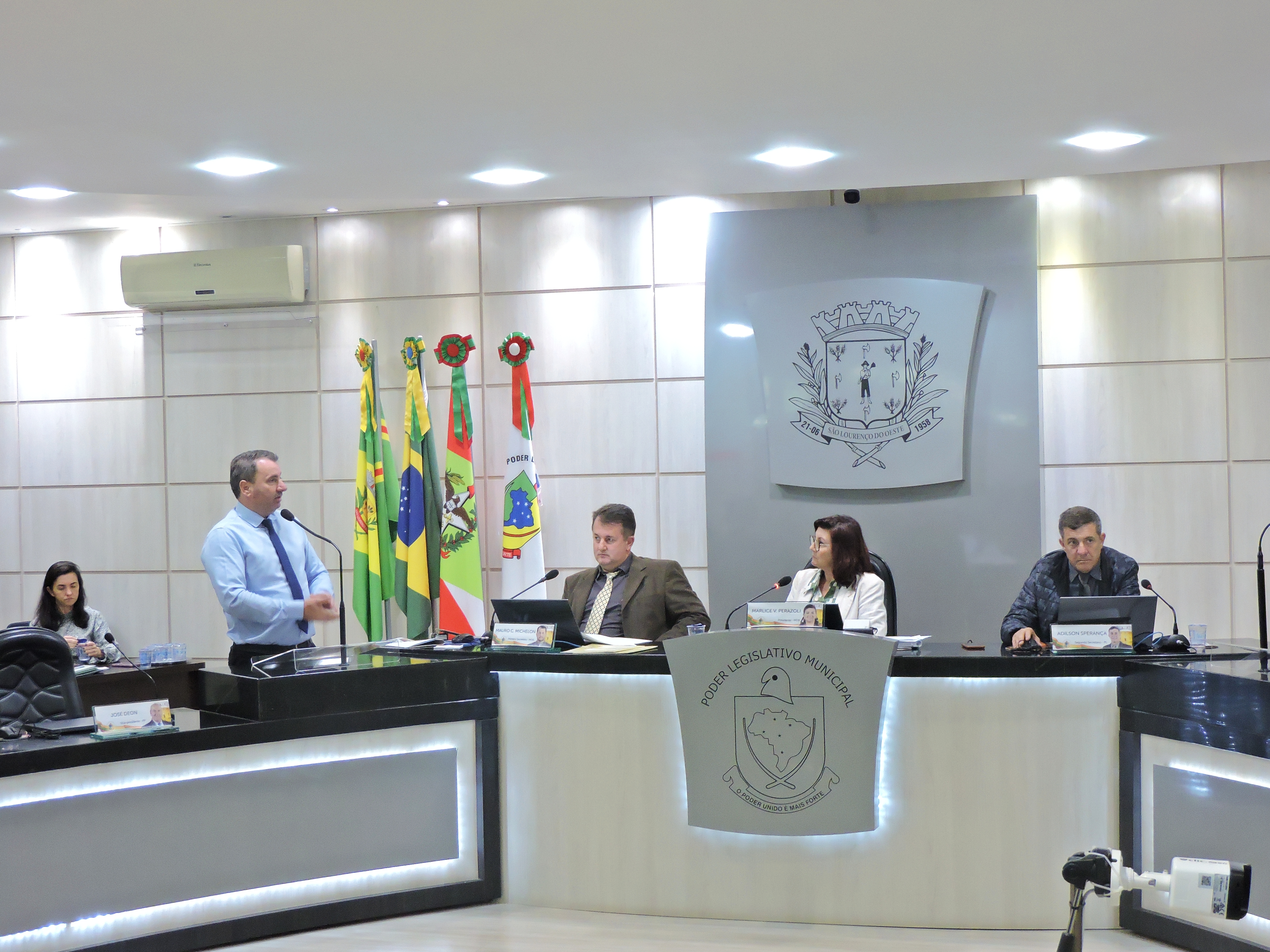 Legislativo analisa projeto que altera Lei sobre implantação da Unidade de Suporte Avançado do Serviço de Atendimento Móvel de Urgência de Santa Catarina