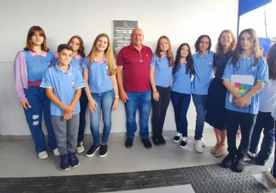 Vereadores mirins participam da cerimônia de inauguração da nova EBM Santa Maria Goretti e aprovam Moção de Congratulação